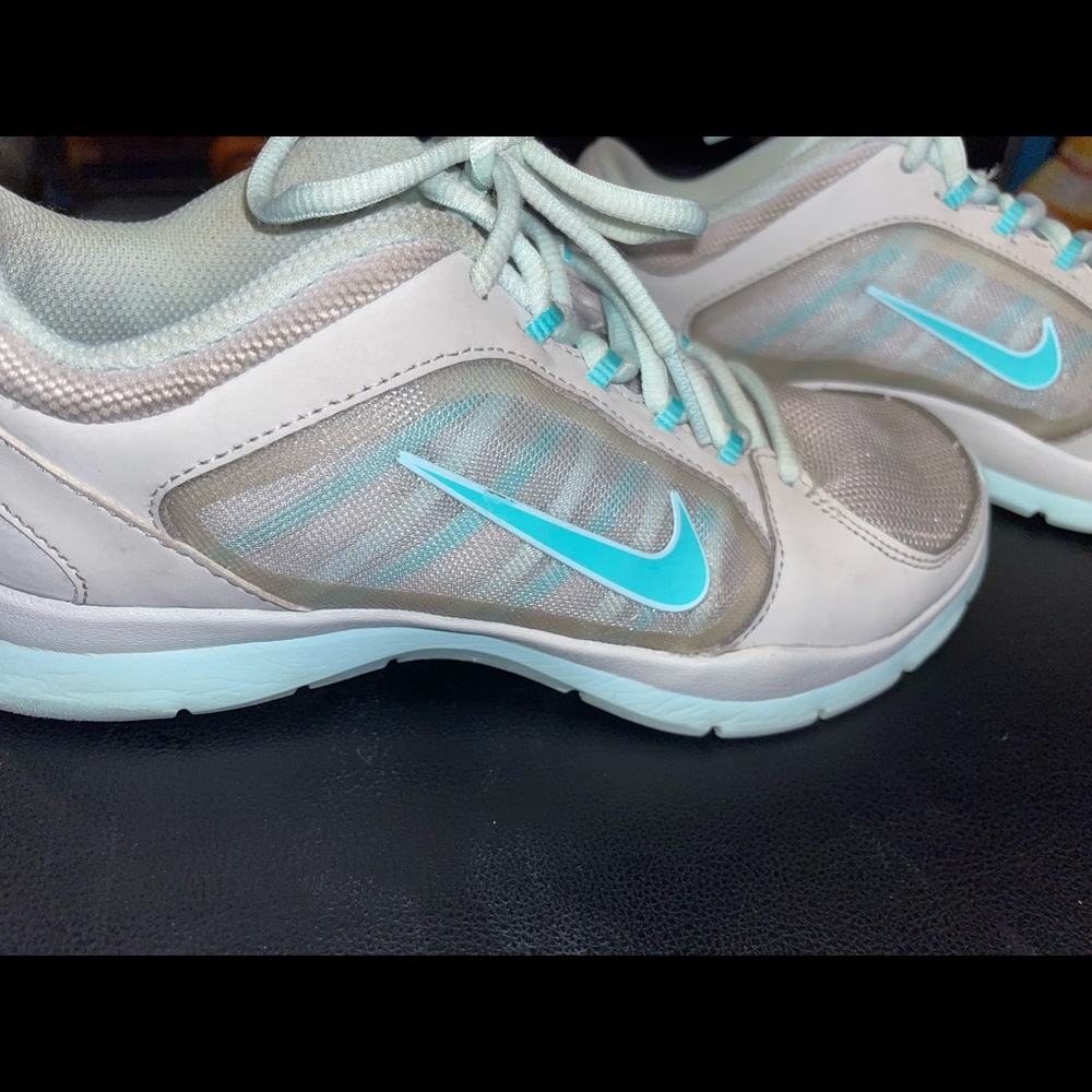 Nike Women's Flex Trainer 4 Cross Trainer